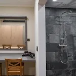 Smrz Apartmanhotel 4*