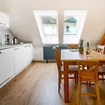 Apartmanhotel Smrz 4*