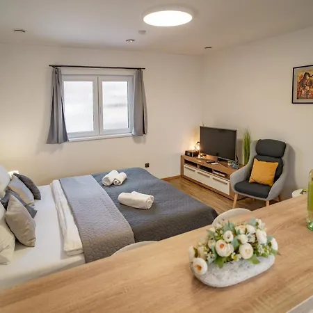 Smrz Aparthotel Sepekov