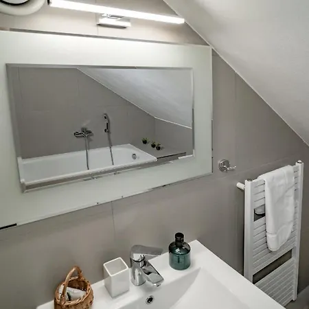 Smrž 4*
