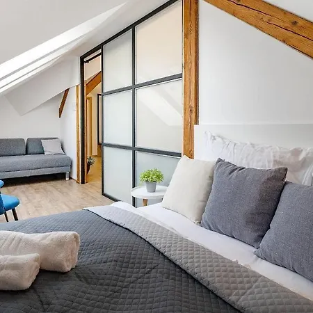 Smrz Апарт-отель 4*